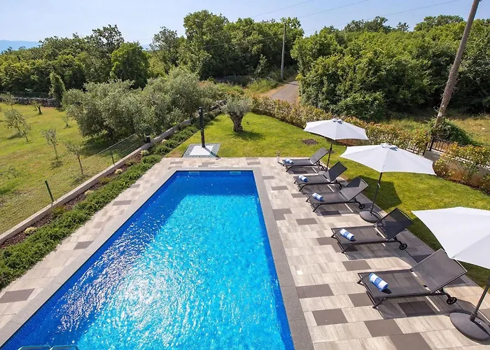 Ante Semesterbostad *