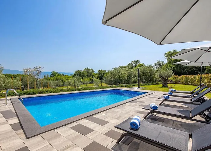 Ante Semesterbostad *