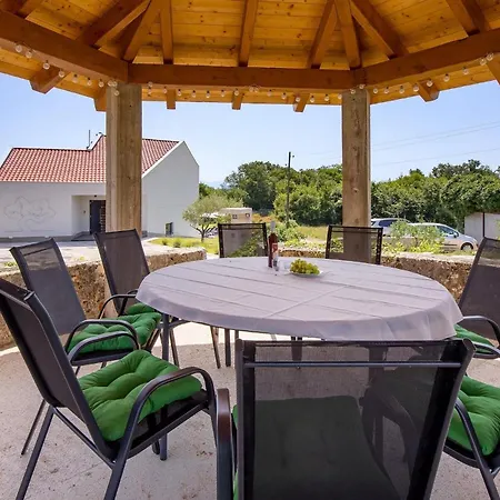 Ante Holiday home