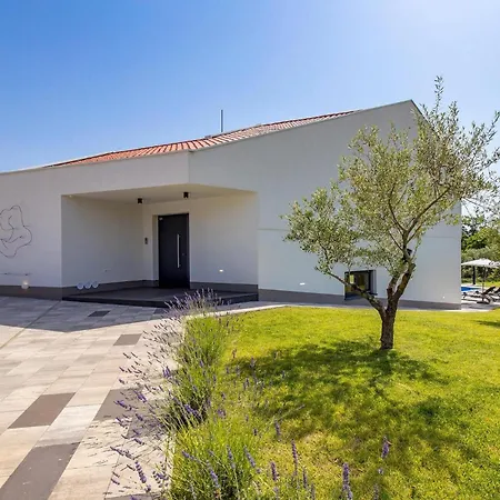 Ante Holiday home